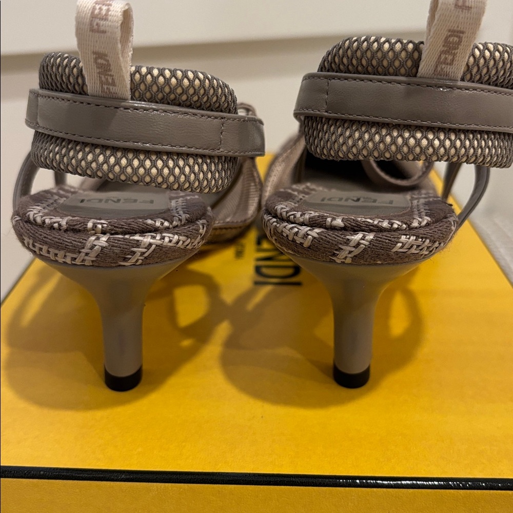 Fendi Women's Logo Kitten Heel - Picture 5 of 5